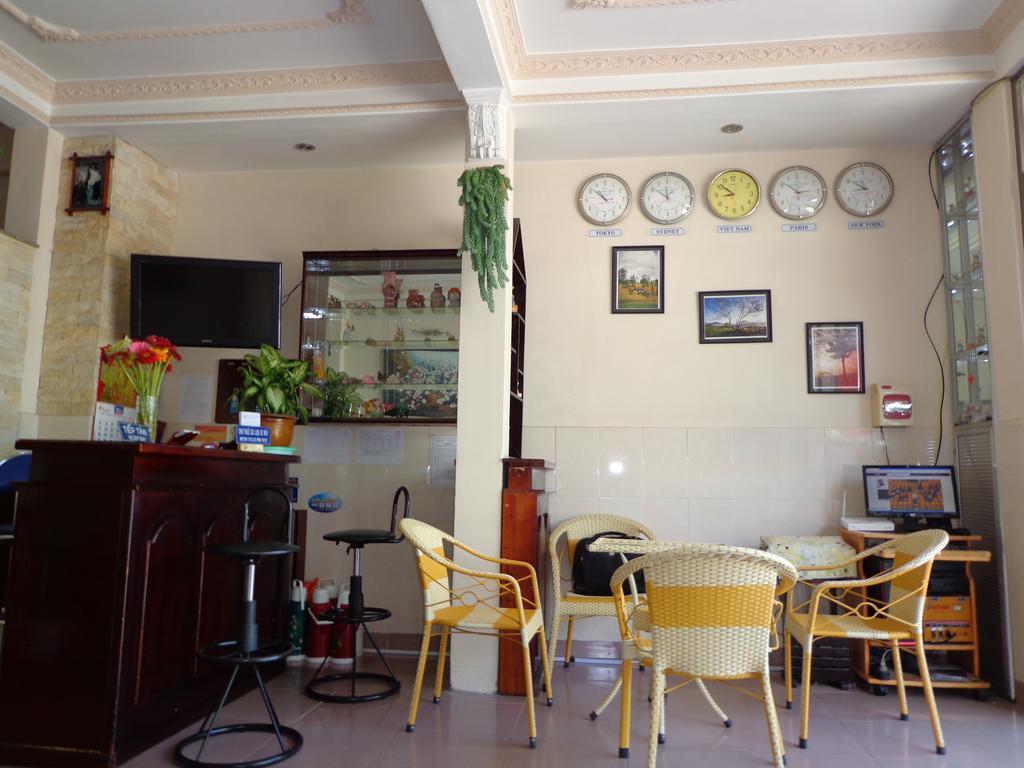 Phuong Tung Hotel Đà Lạt Exterior foto