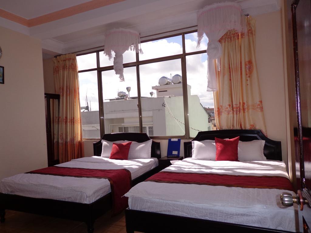 Phuong Tung Hotel Đà Lạt Exterior foto